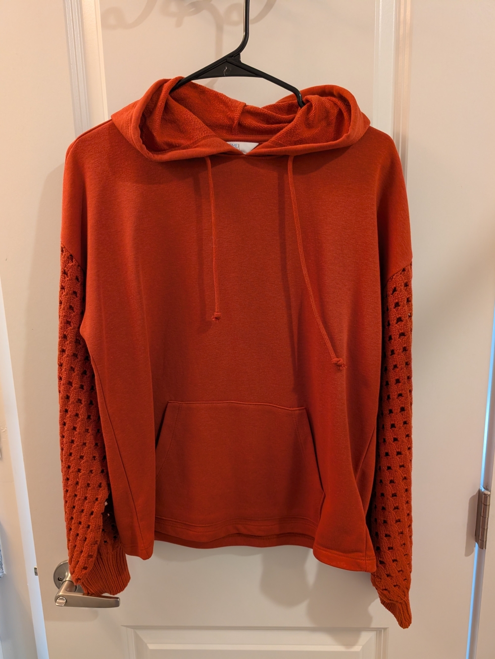 NWT Women's Rust Sweatshirt with Crochet Sweater Sleeves